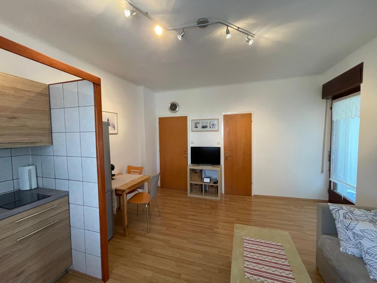 Apartmaji Iva *